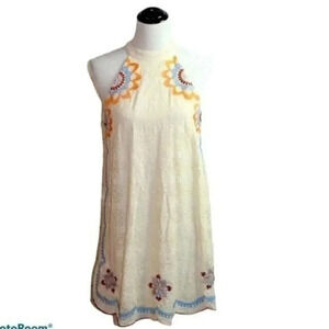 Flying Tomato ivory lace A-line halter dre…